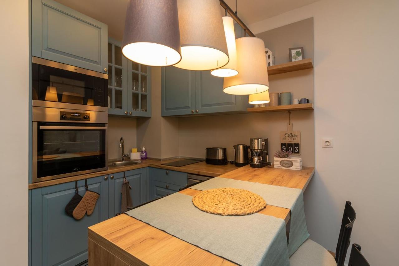 Central Sofia Condo Екстер'єр фото